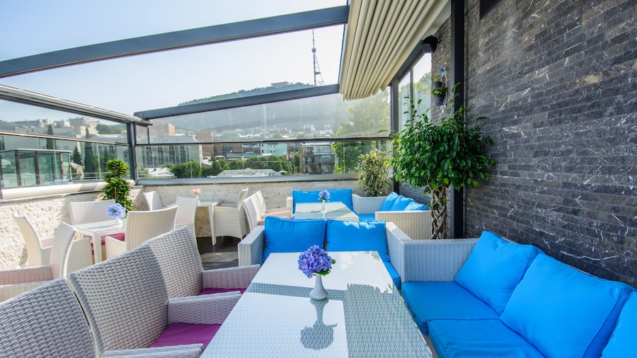 River Side Hotel