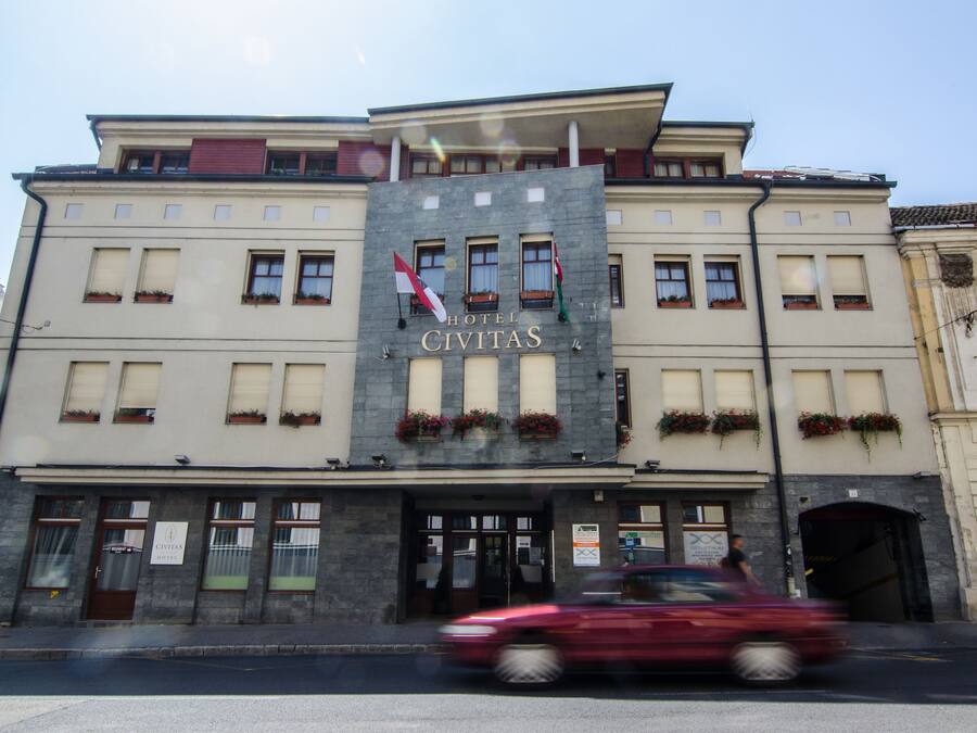 Majoituspaikan julkisivu