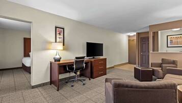 Premium bedding, pillowtop beds, in-room safe, desk