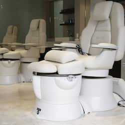 Sauna, hot tub, steam room, Turkish bath, body treatments, hydrotherapy