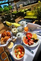 Daily buffet breakfast for a fee