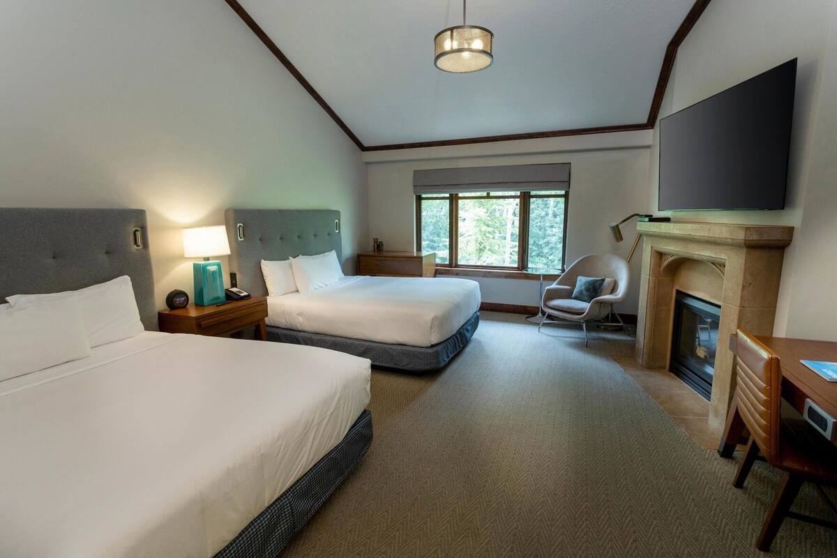 Premium bedding, pillow-top beds, in-room safe, desk