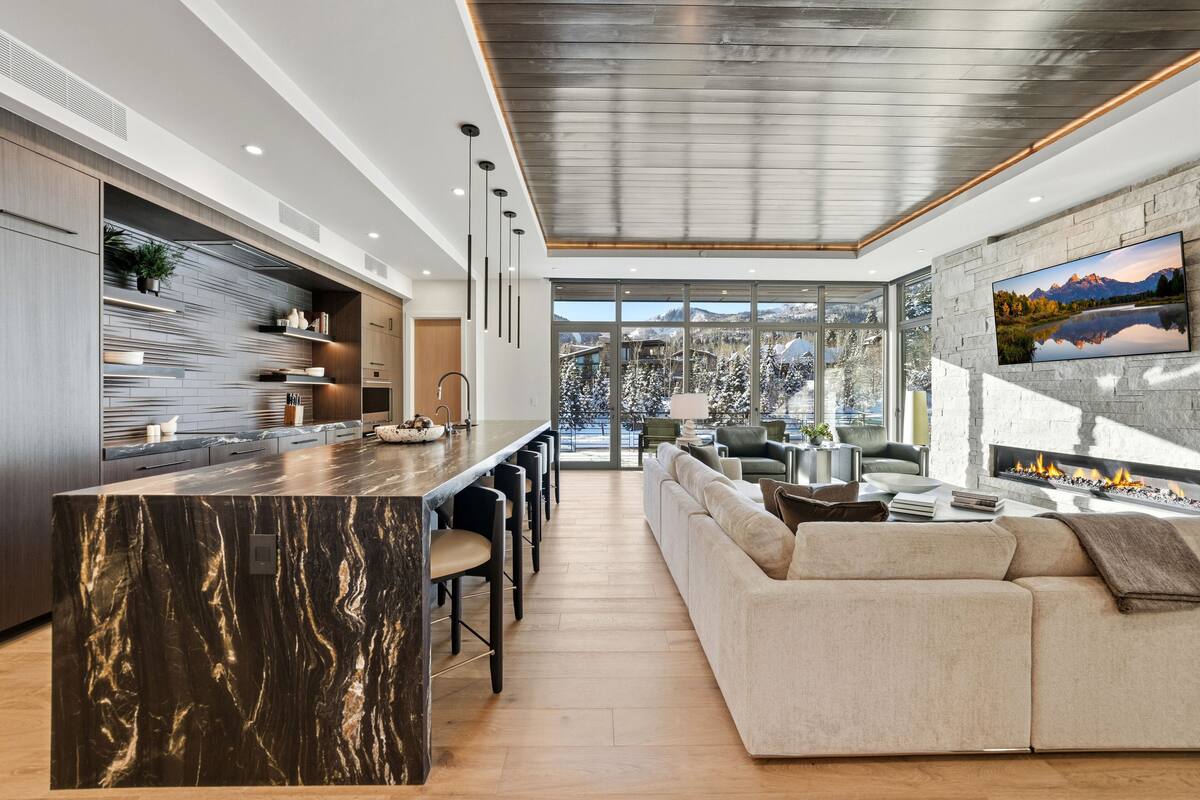 Stadtwohnung, 5 Schlafzimmer (Residence) | Wohnbereich | LCD-Fernseher, Kamin, DVD-Player, iPod-Dockingstation