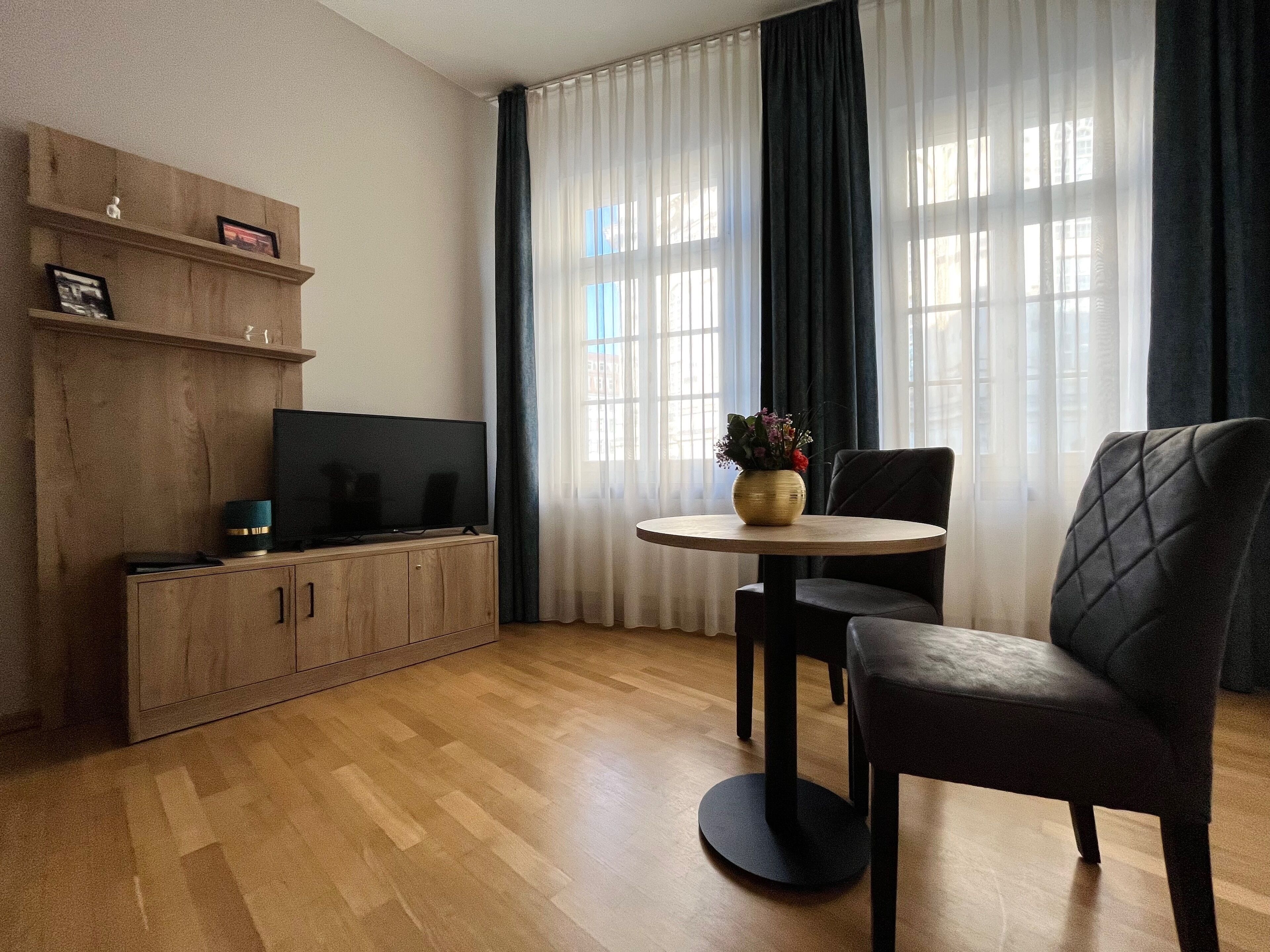 Studio (Altes Dresden) | 1 bedroom, hypo-allergenic bedding, in-room safe, soundproofing