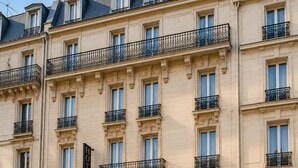 Front of property - Hotel Maison Lenoir (Paris)