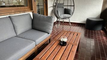 Habitación doble, 1 cama Queen size, balcón | Balcón