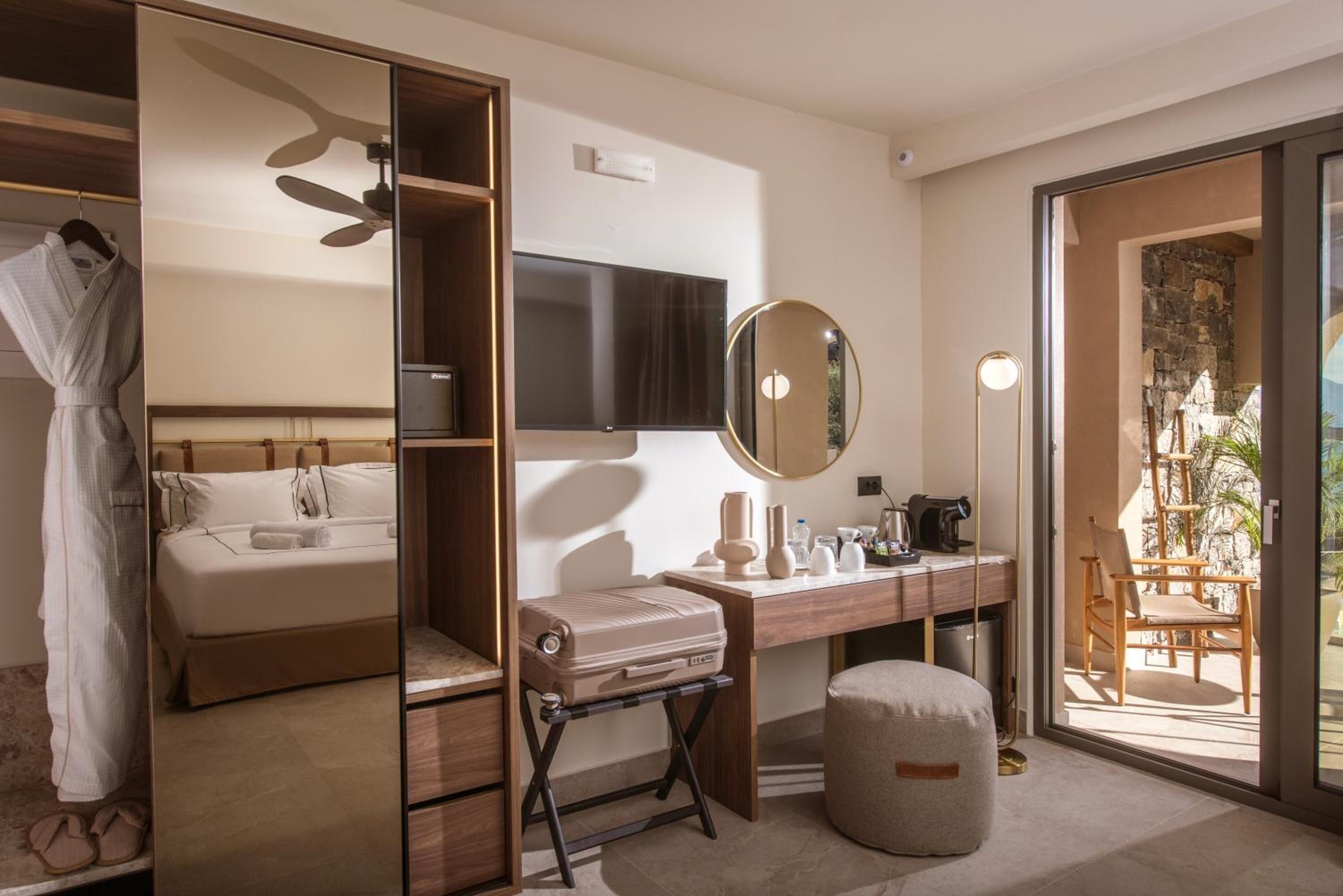 In-room safe, desk, blackout drapes, iron/ironing board (on request)