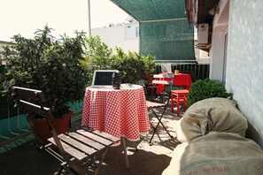 Double Room, Shared Bathroom | Terrace/patio