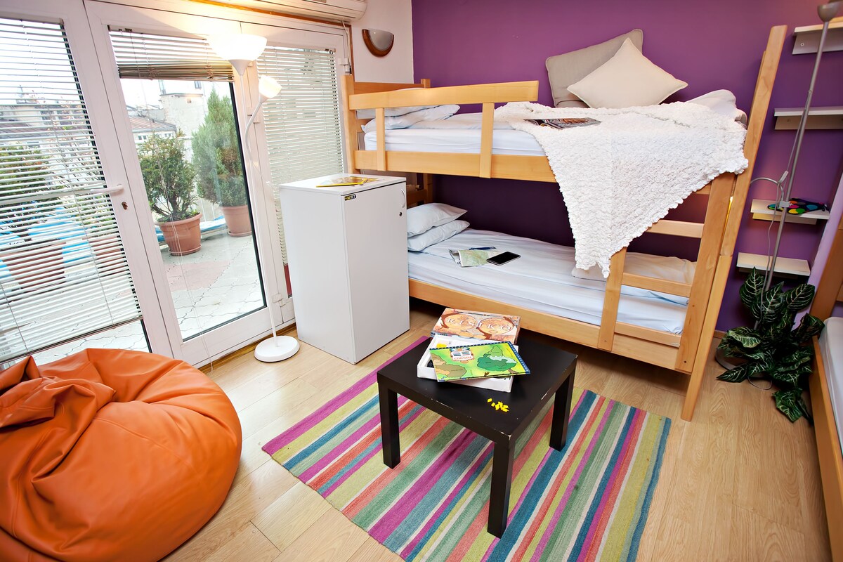Ropa de cama hipoalergénica, sistema de insonorización y wifi gratis 
