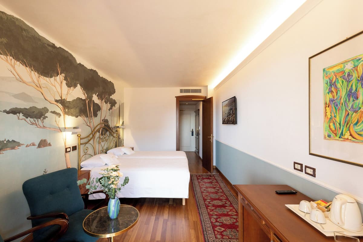 Junior Suite Oleandro | 2 bedrooms, hypo-allergenic bedding, minibar, in-room safe