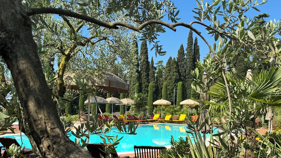 Villa Madrina Lovely and Dynamic Hotel