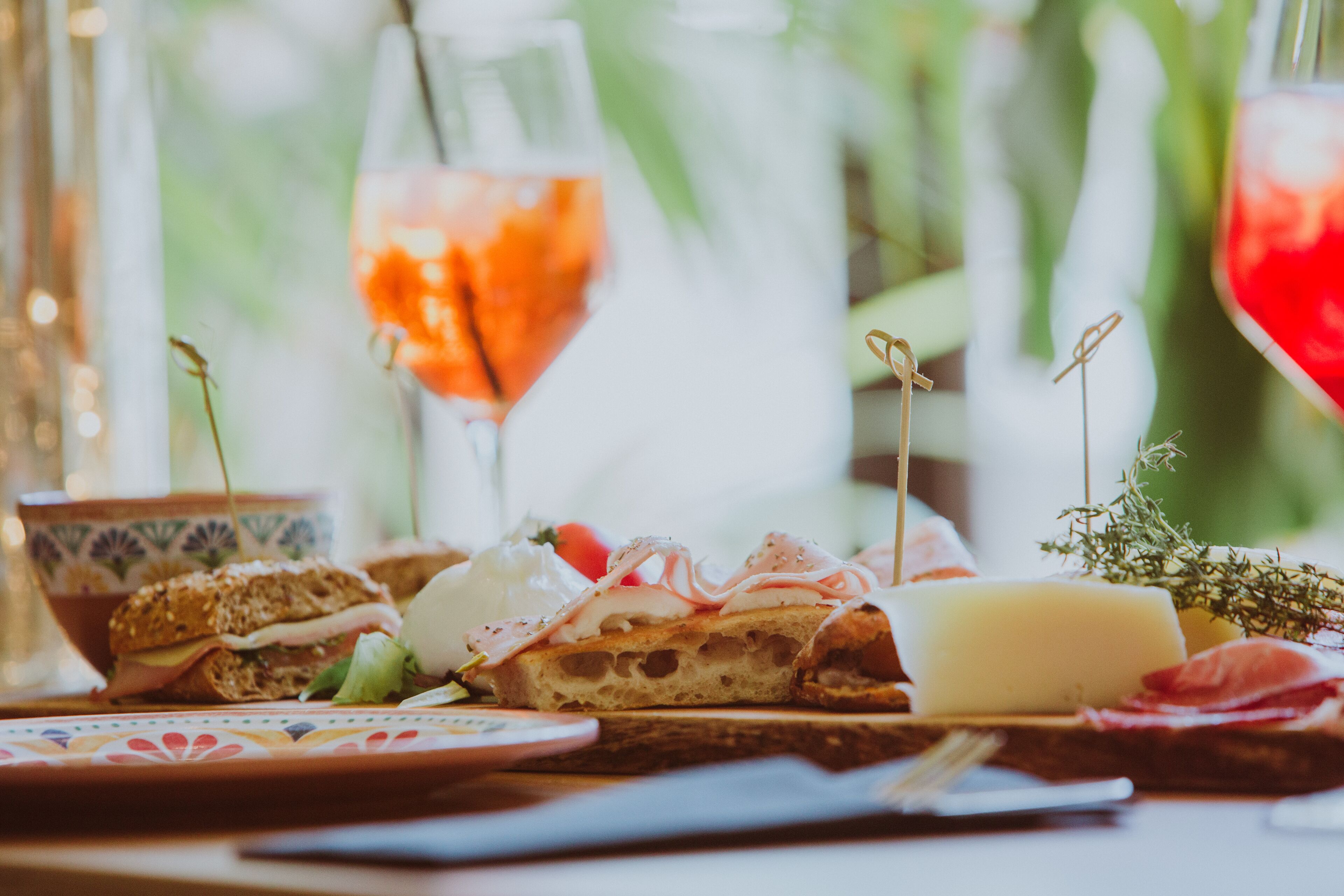 breakfast, lunch, dinner served; regional cuisine