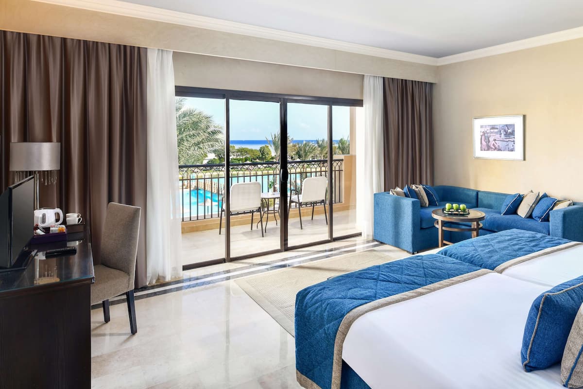 Junior Suite, Multiple Beds | Minibar, in-room safe, blackout drapes, free cribs/infant beds