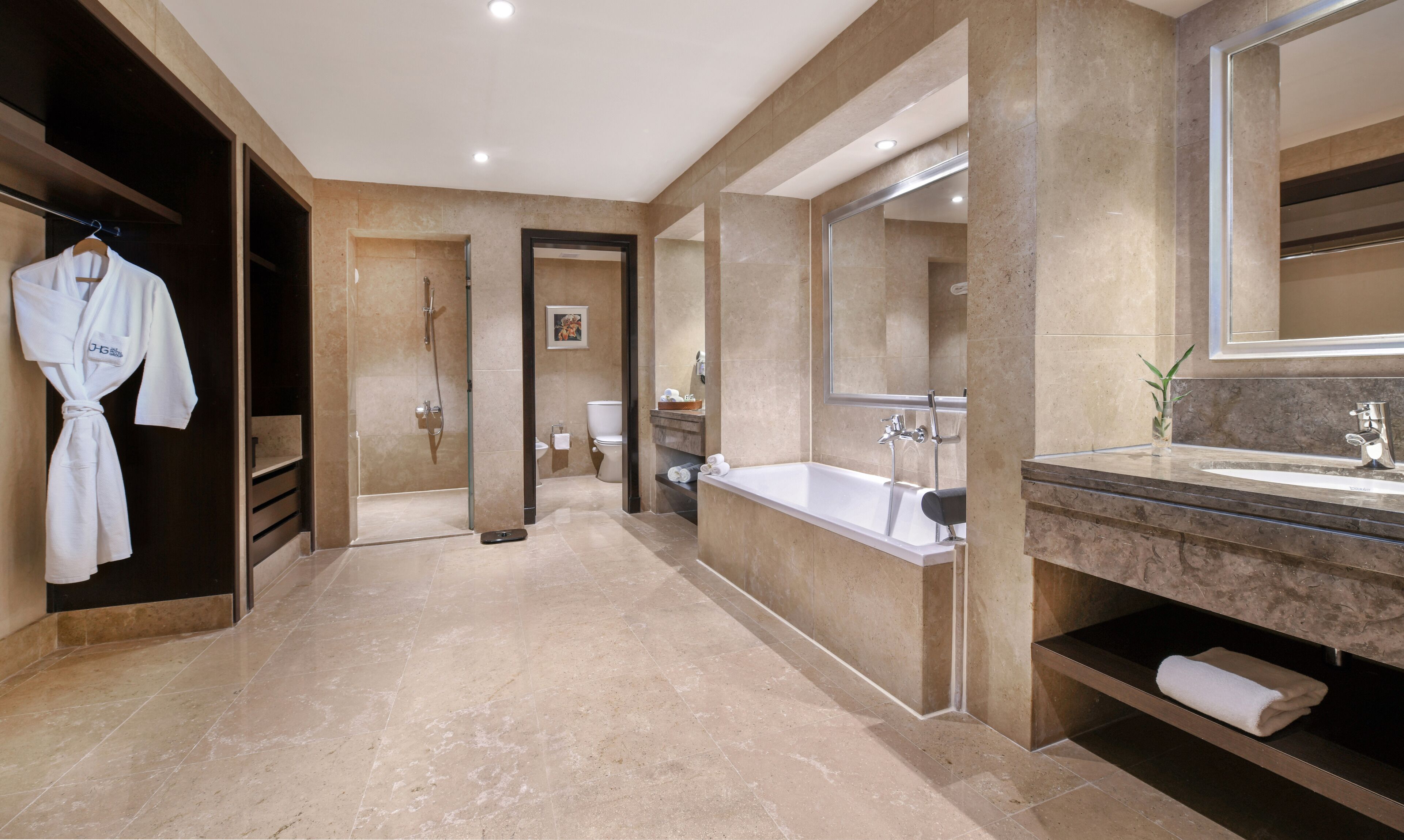 Photo - JAZ Aquamarine