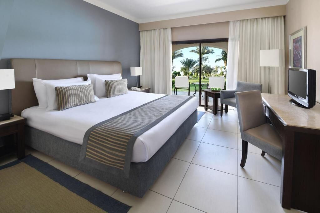 Minibar, in-room safe, blackout drapes, free rollaway beds