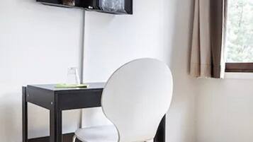 Hypo-allergenic bedding, desk, blackout curtains, iron/ironing board