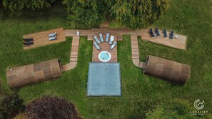 Bain à remous extérieur