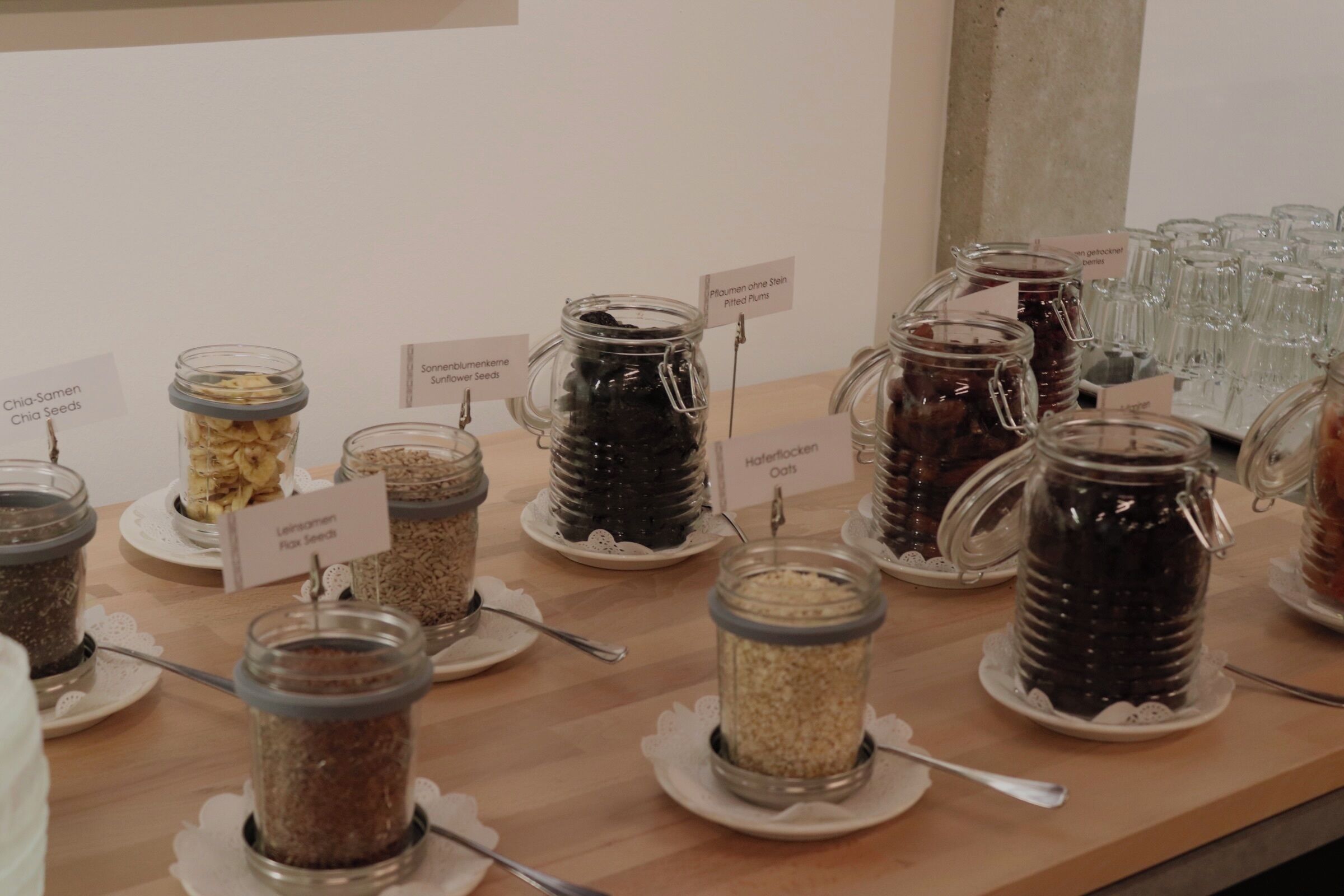 Colazione a buffet, servita tutte le mattine (35 CHF a persona) 