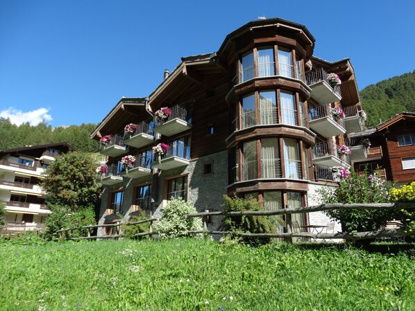Exterior - Phoenix (Zermatt)