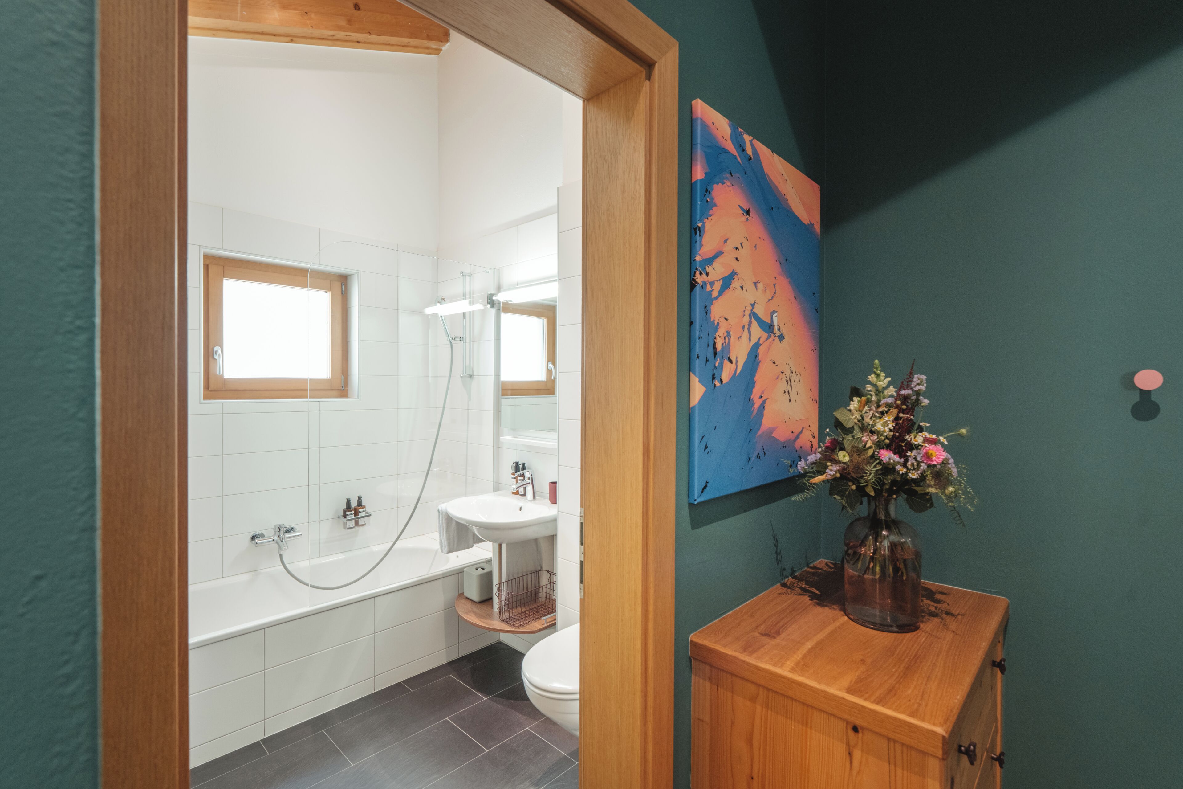 Deluxe-Doppelzimmer, 2 Einzelbetten | Badezimmer | Kostenlose Toilettenartikel, Haartrockner, Handtücher