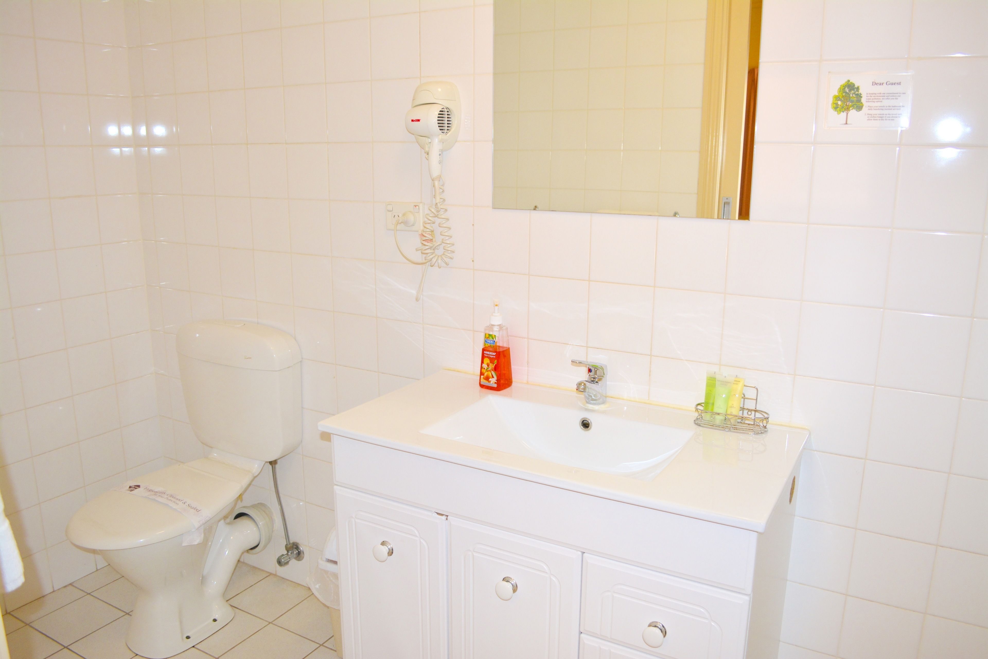 Photo - City East Motel