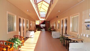 Lorong