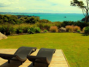 Beach/ocean view - Koi Roc Waiheke Island Accommodation (Waiheke Island)