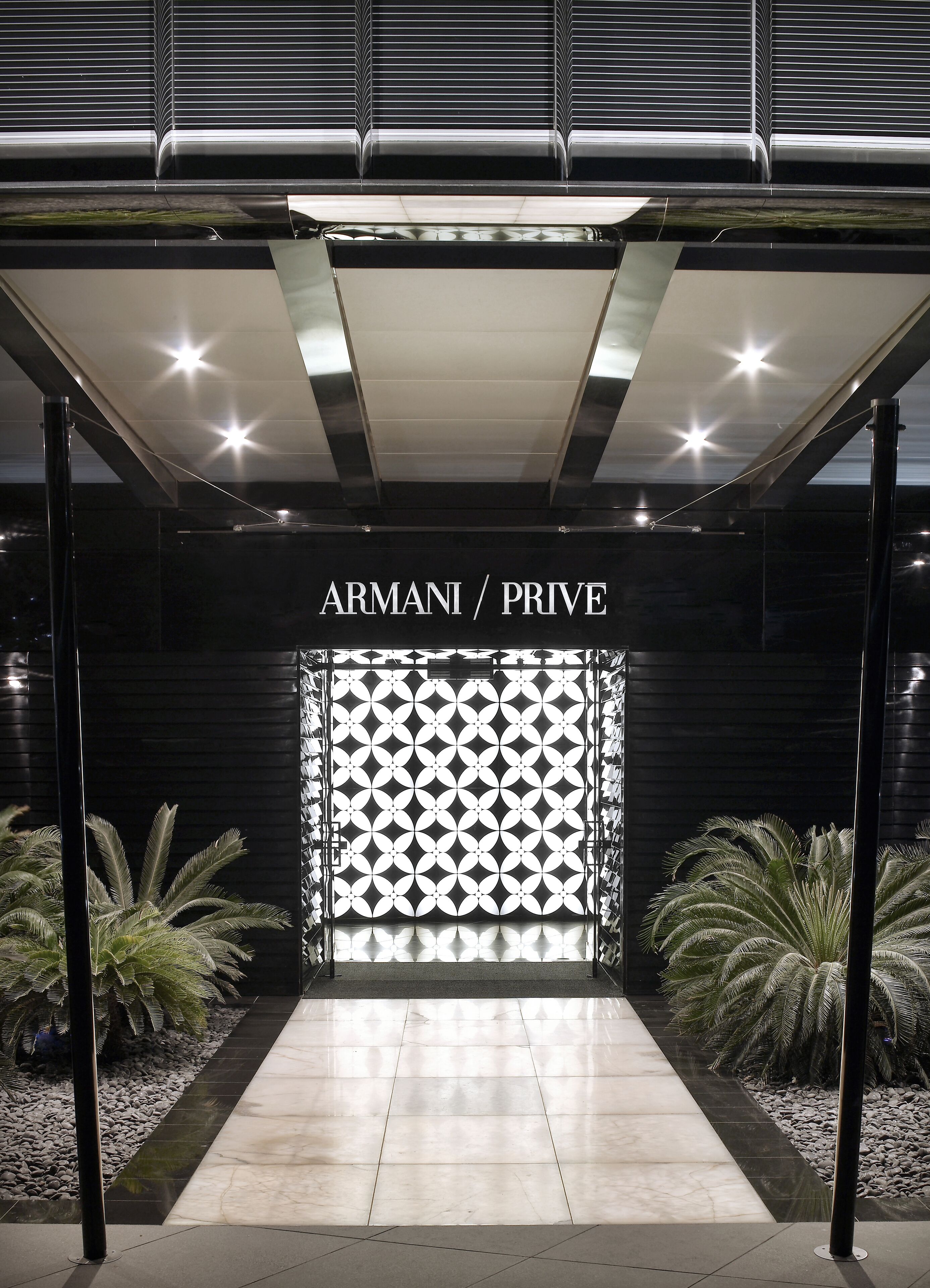 lunch and dinner served, mediterranean cuisine