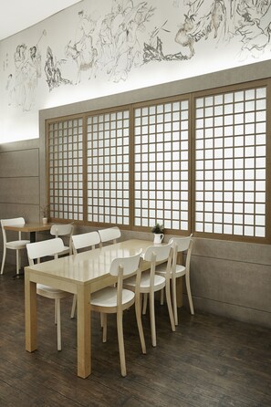 Restaurant - Hyundai Residence Seoul (Seoul)