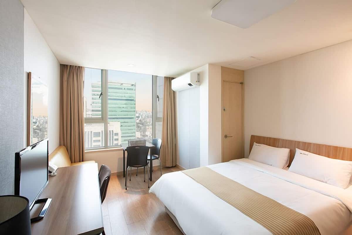 Desk, iron/ironing board, free WiFi