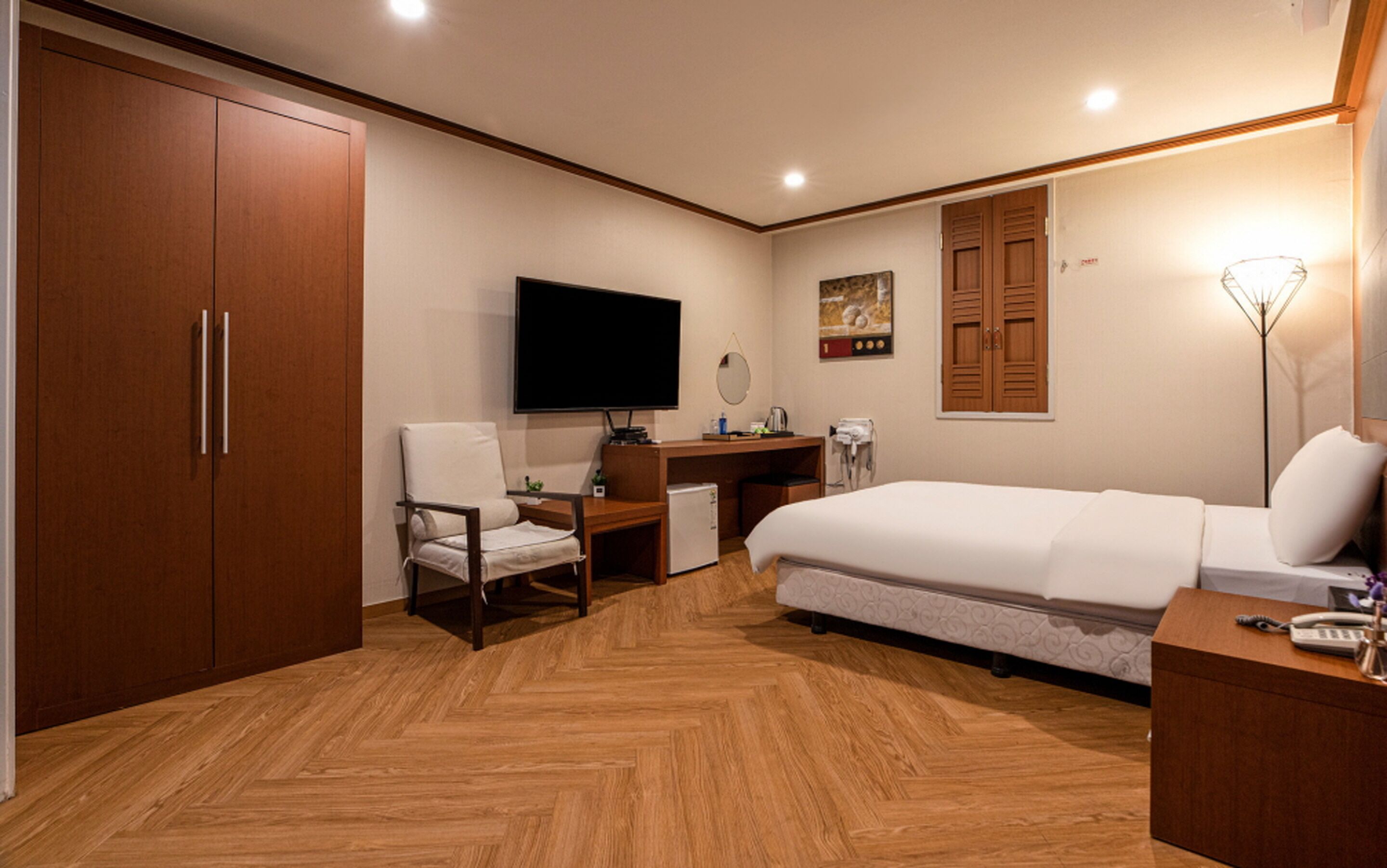 standard double room | 1 bedroom, premium bedding, select comfort beds, individually decorated