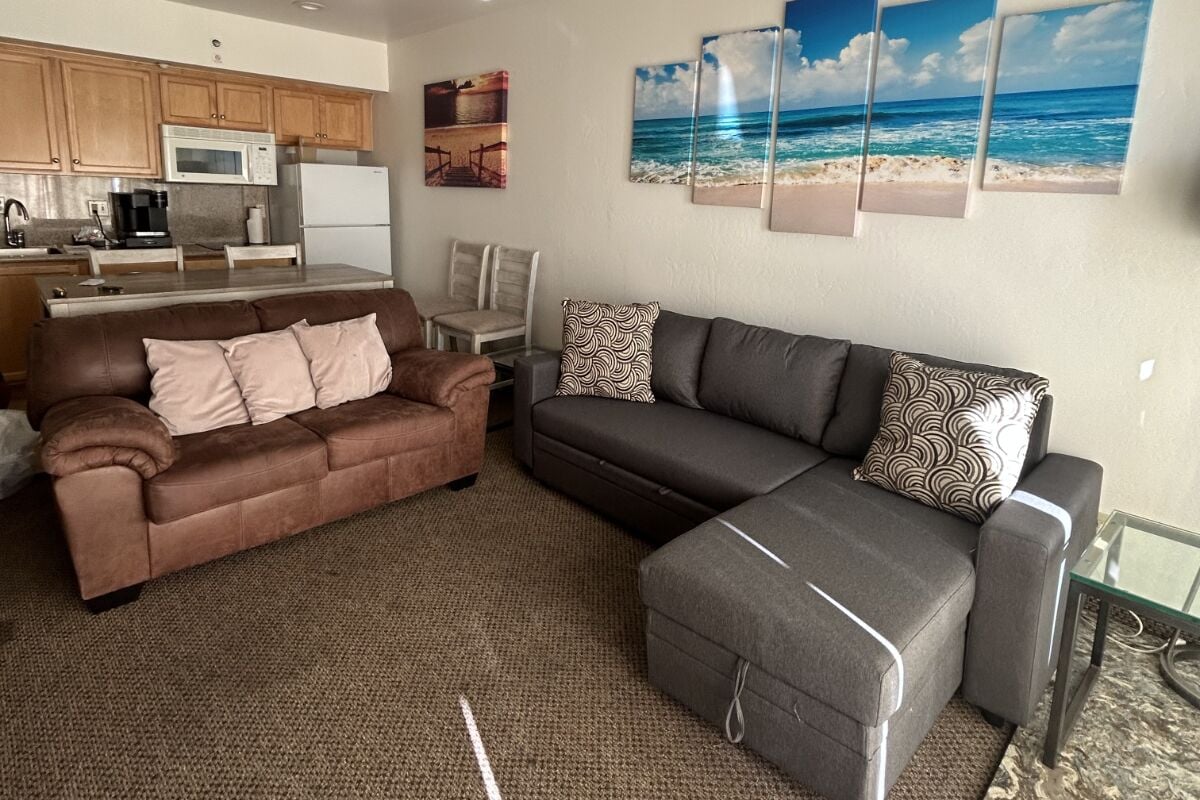 303 - the pier | living area | 42-inch smart tv with digital channels