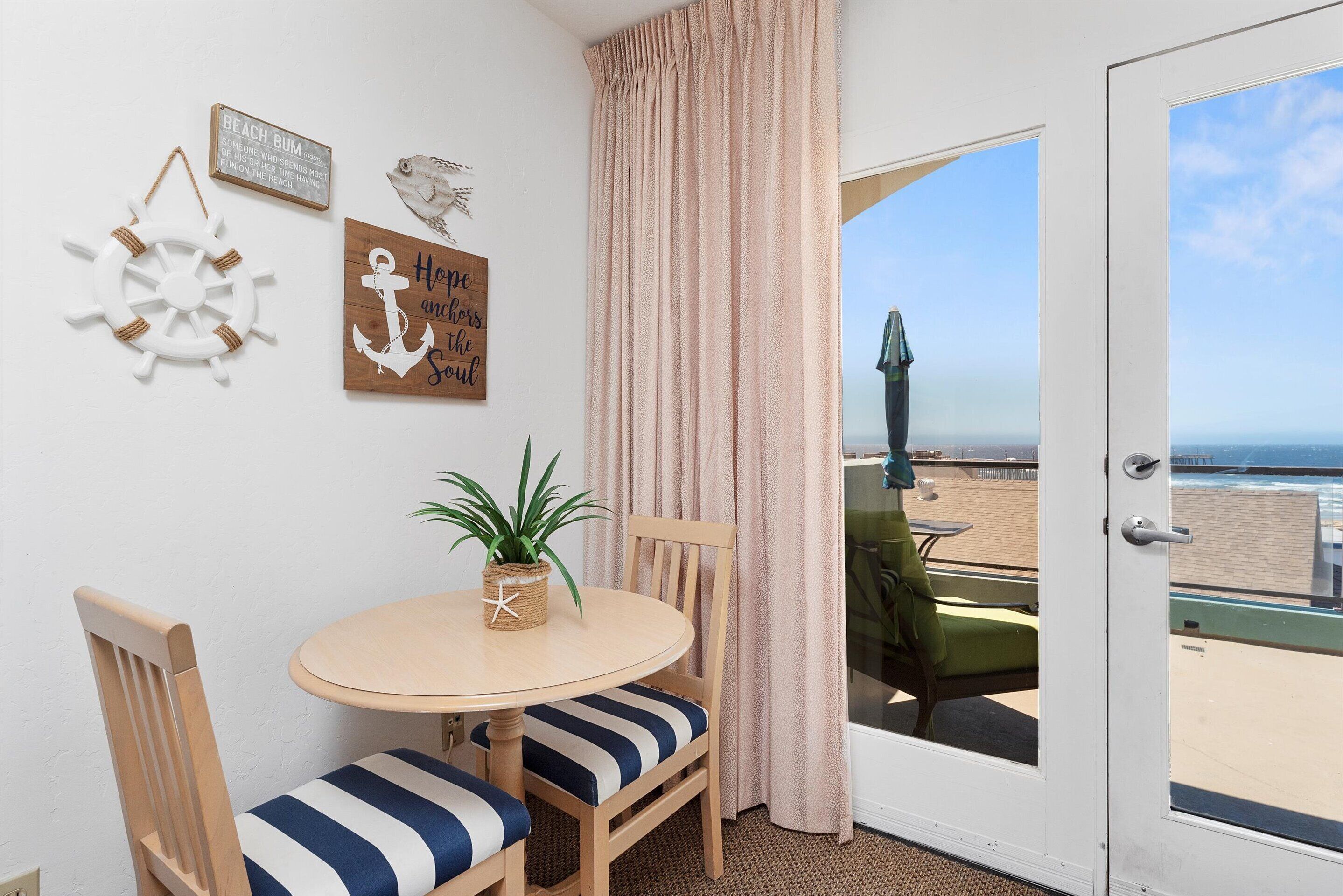 306 - beach success | 1 bedroom, pillow-top beds, individually decorated