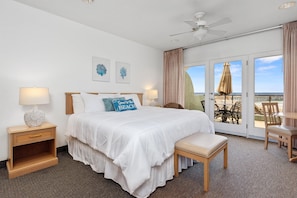 Living area - Beach House Inn & Suites (Pismo Beach)