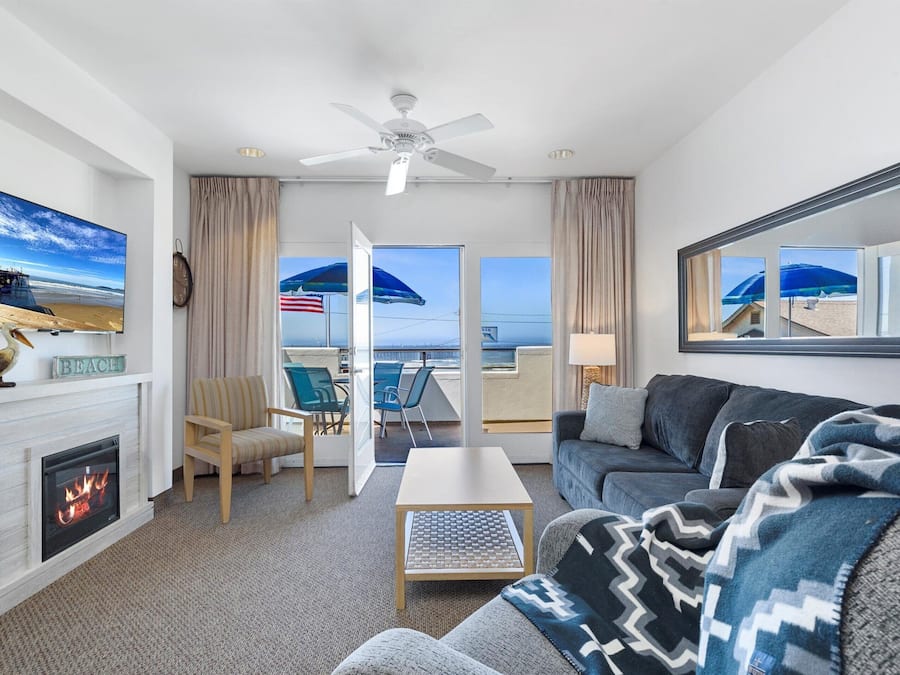 Kamer, 1 slaapkamer, uitzicht op oceaan | Pillowtop-bedden, individueel gedecoreerd, individueel gemeubileerd