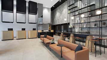 Lounge no saguão