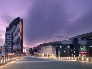 Exterior - Travelodge Hotel Melbourne Docklands (Docklands)