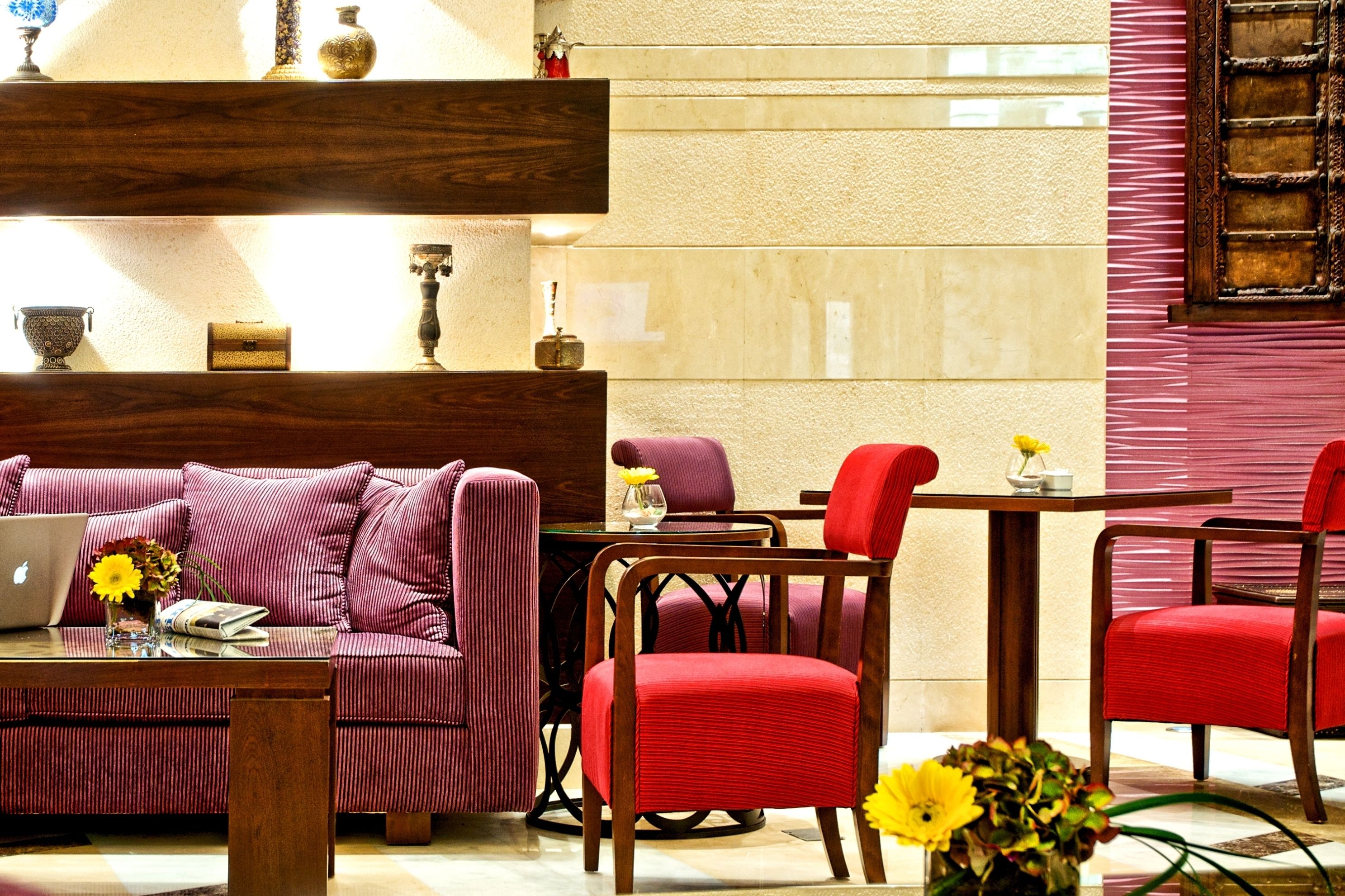 Photo - Grand Regal Hotel