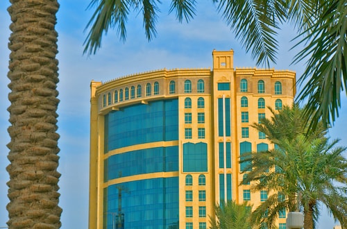 Grand Regal Hotel