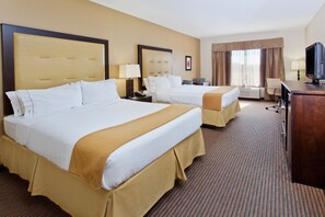 Premium bedding, pillowtop beds, in-room safe, desk - Holiday Inn Express Hotel & Suites CORDELE NORTH by IHG (Cordele)