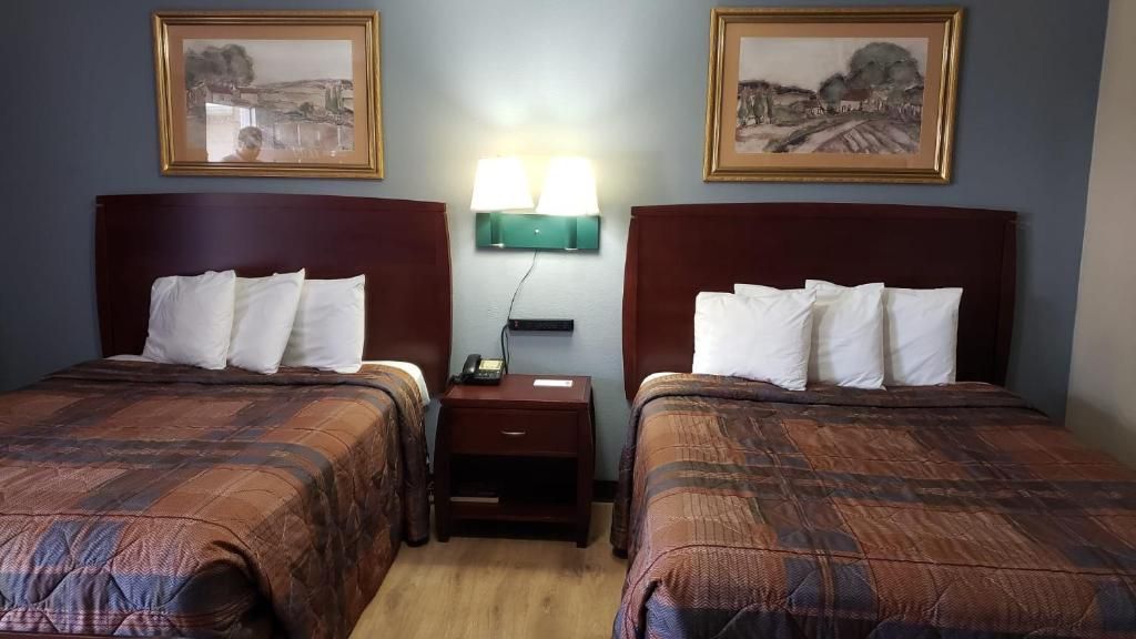 Iron/ironing board (on request), WiFi (free), bed sheets