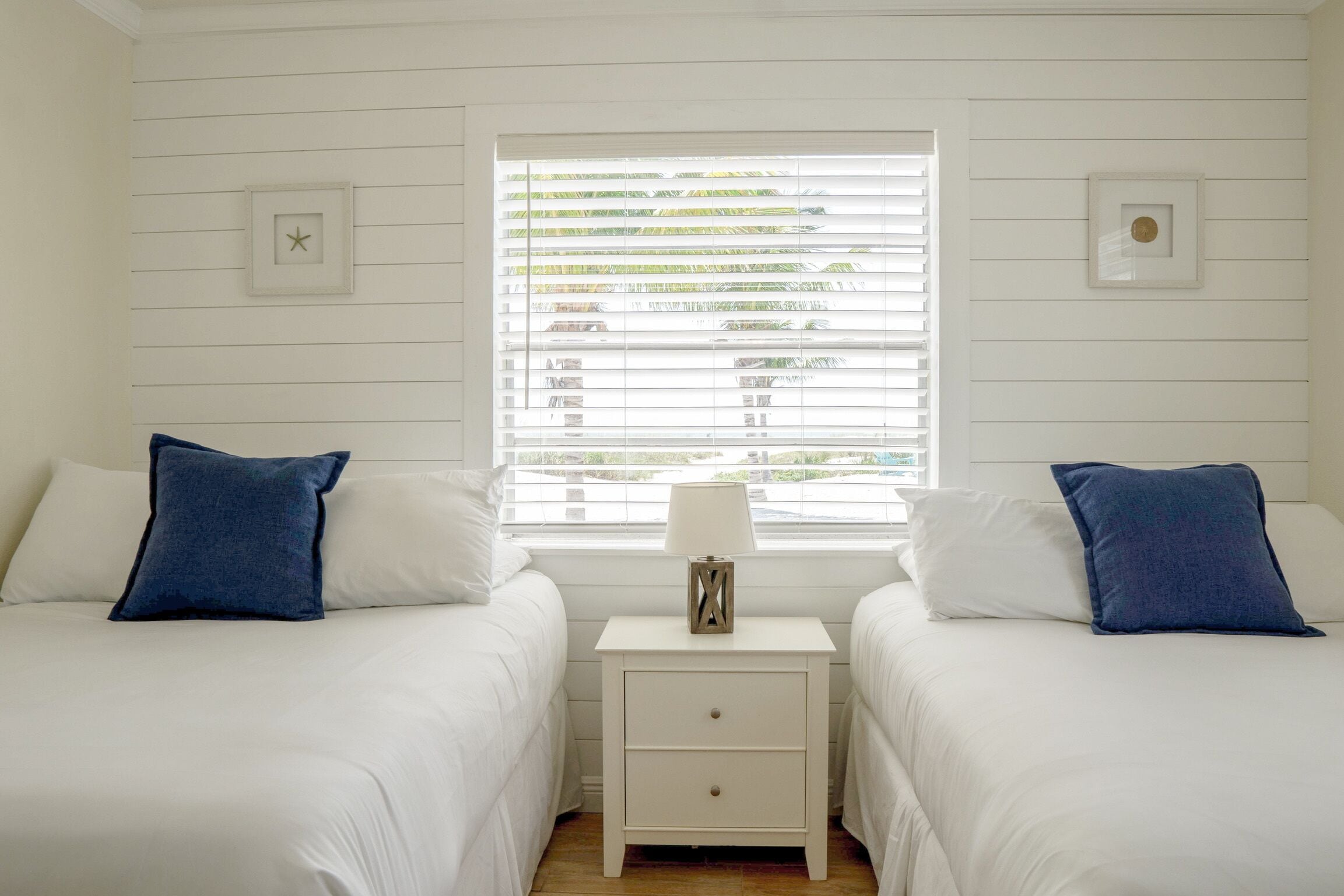 Suite, 1 chambre (Gulf View) | Fer et planche à repasser, draps fournis
