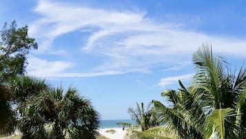 Vista spiaggia/mare