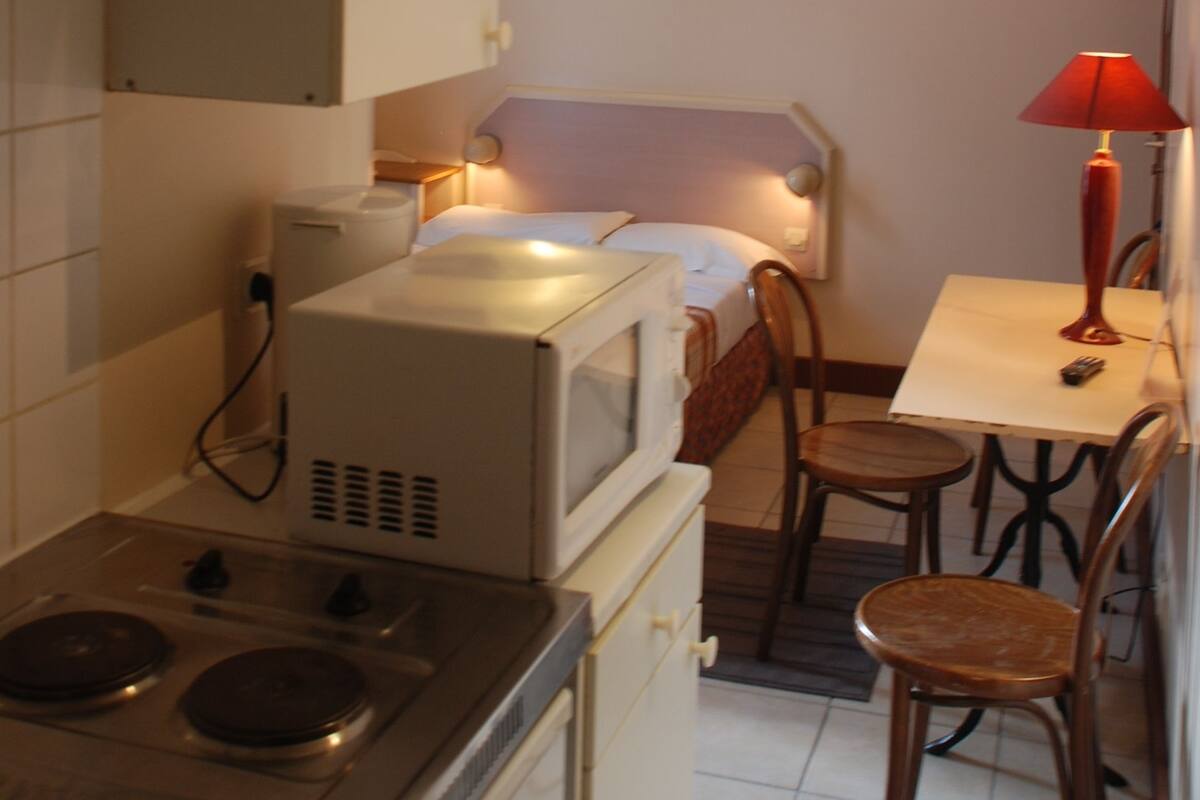 Private kitchenette