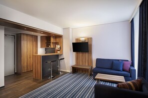 Premium bedding, desk, blackout drapes, soundproofing - Holiday Inn Express Bremen Airport by IHG (Bremen)