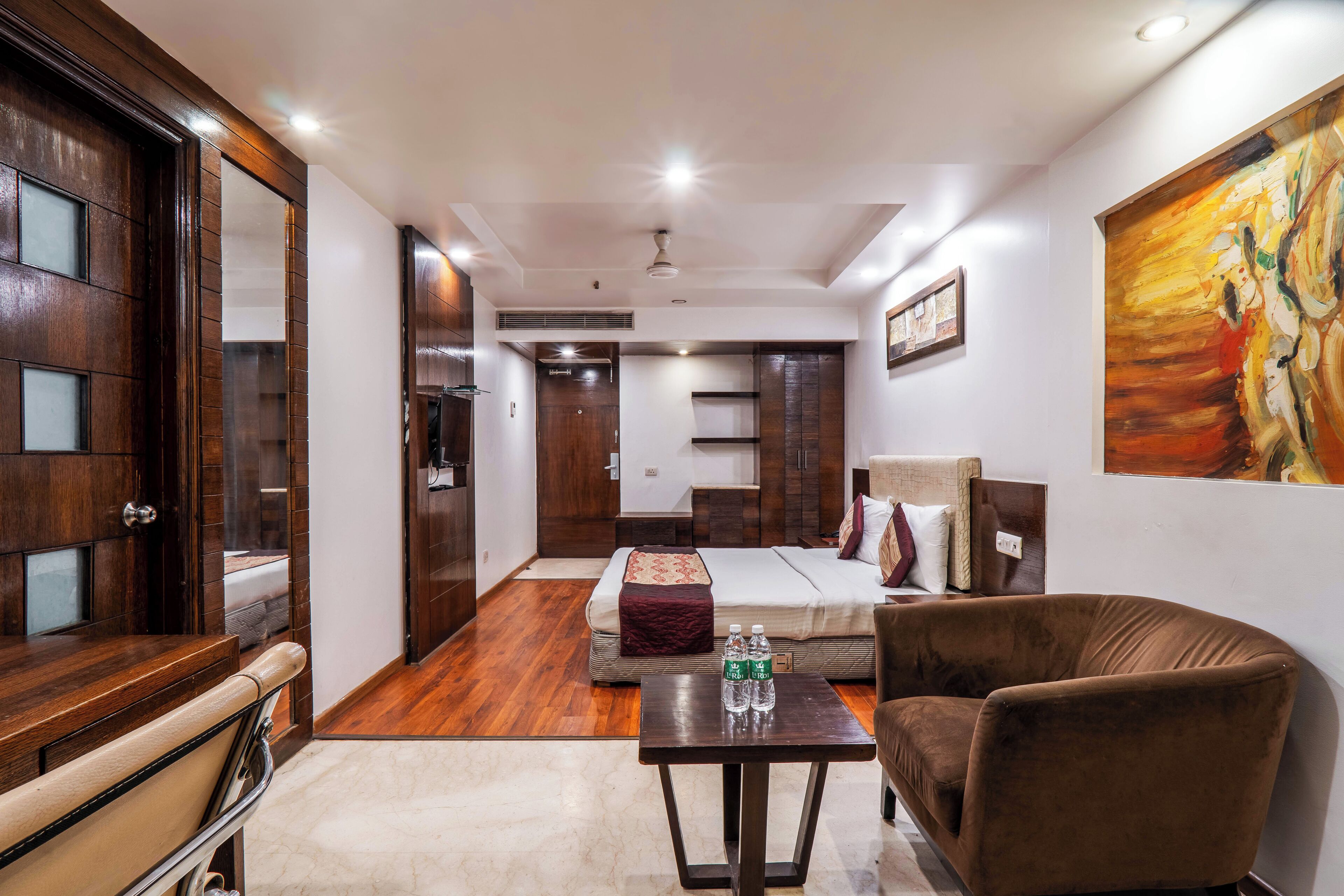 Nệm cao su hoạt tính (memory foam), trang trí khác biệt 