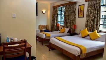 Free minibar, in-room safe, desk, free WiFi