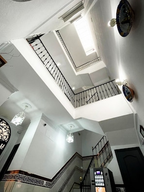 Interior - Hostal Paco's (Seville)