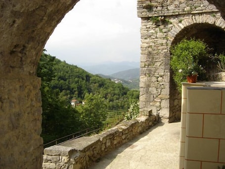 Mountain view. La Locanda del Podestà