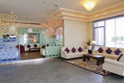 Al Raya Suites